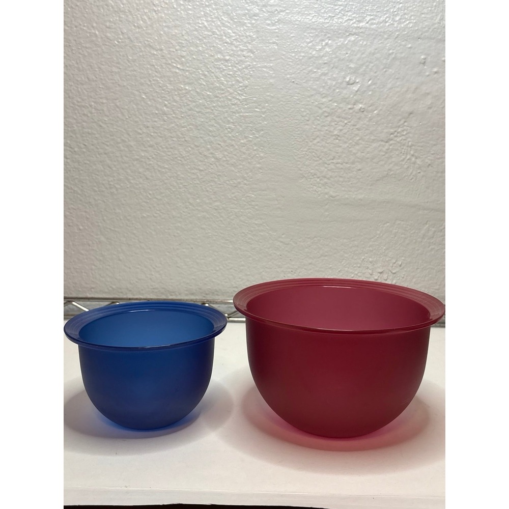 Vintage Tupperware "That's A Bowl" Nesting Mixing Bowls Red 1.3L & Blue 550ml No